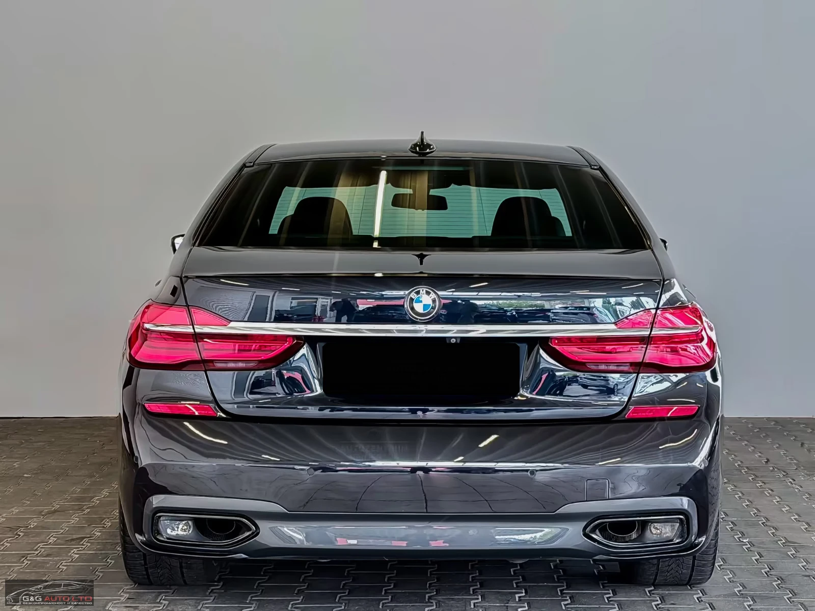 BMW 730 d/265HP/M-SPORT/4X4/SOFT/ОБДУХВАНЕ/276h, снимка 3 - Автомобили и джипове - 55052200