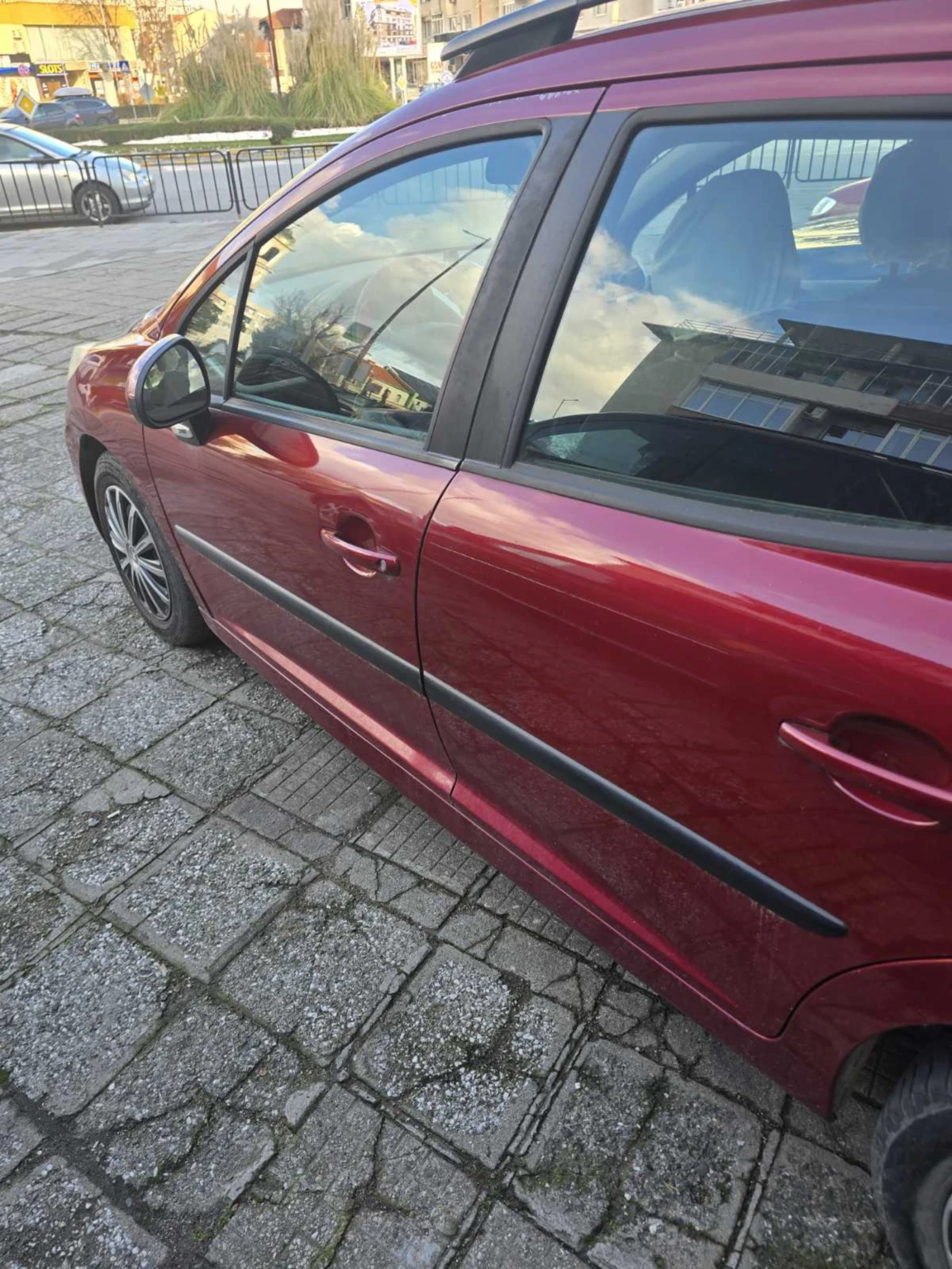 Peugeot 207 Дизел 1.6 HDI 90к.с комби 2010, снимка 2 - Автомобили и джипове - 55061710