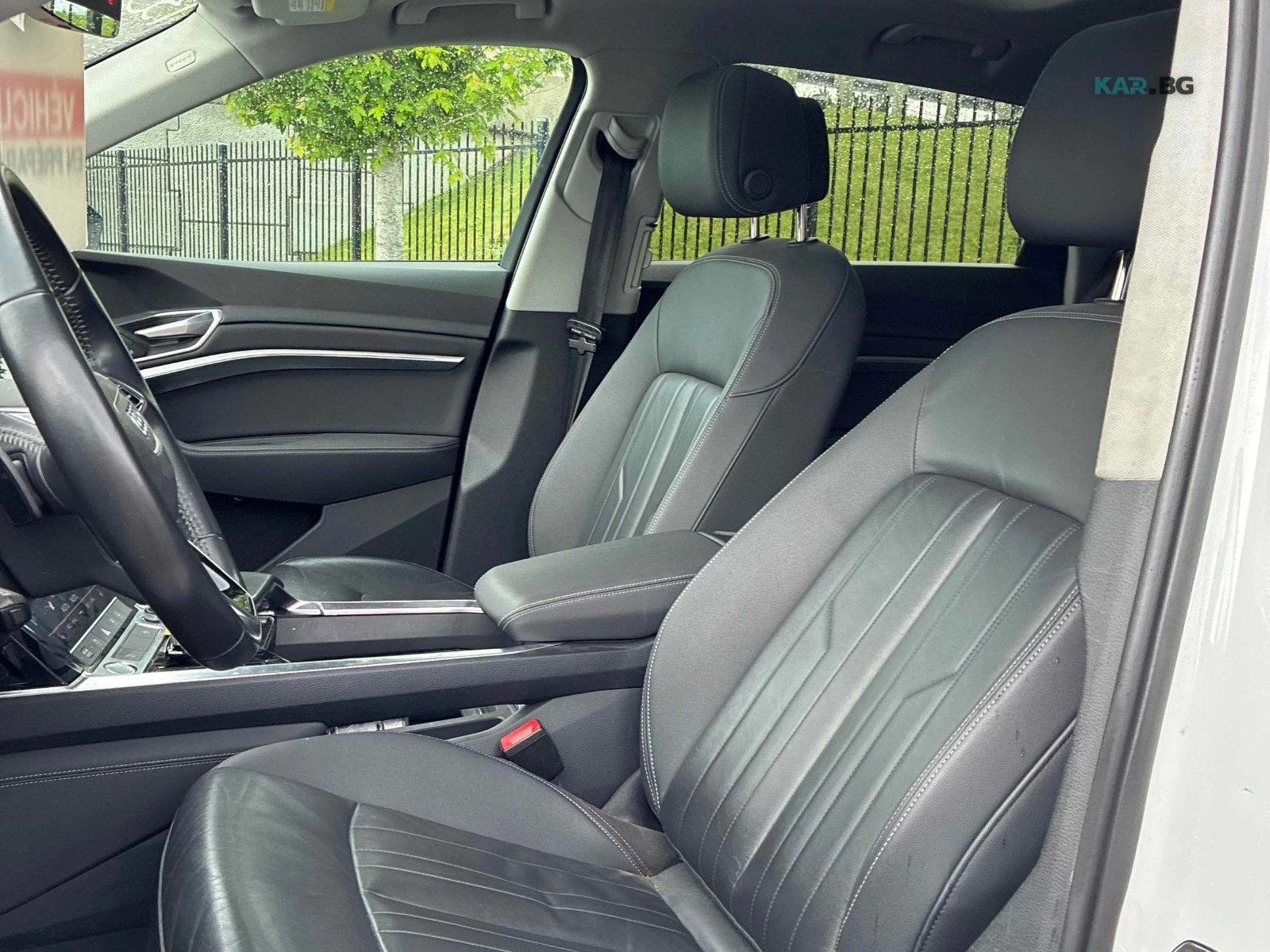 Audi E-Tron Progressiv Автокредит Цена до България, снимка 10 - Автомобили и джипове - 55098531