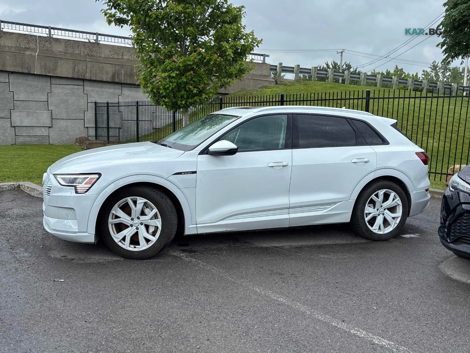Audi E-Tron Progressiv Автокредит Цена до България, снимка 5 - Автомобили и джипове - 55098531