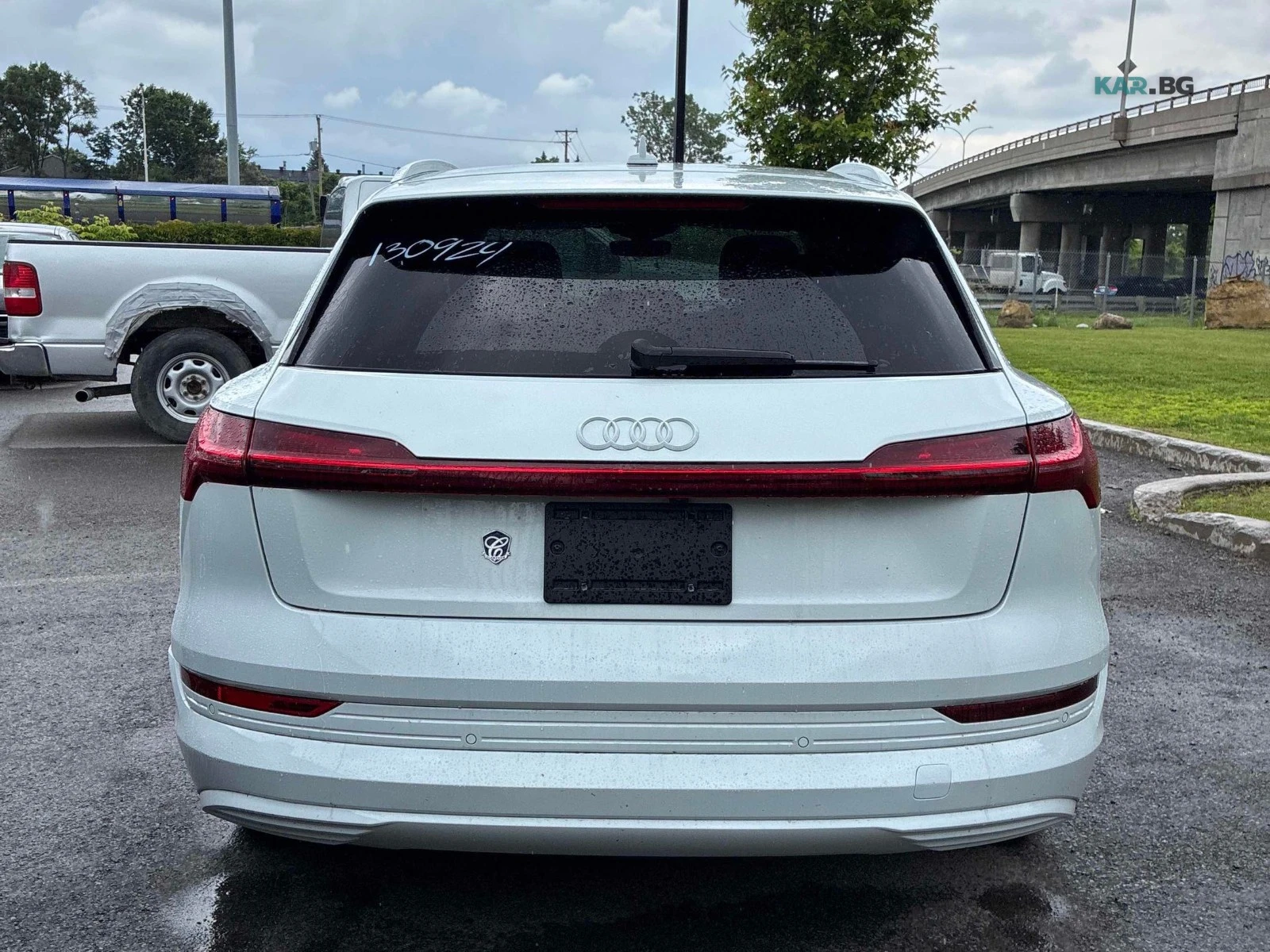 Audi E-Tron Progressiv Автокредит Цена до България, снимка 3 - Автомобили и джипове - 55098531