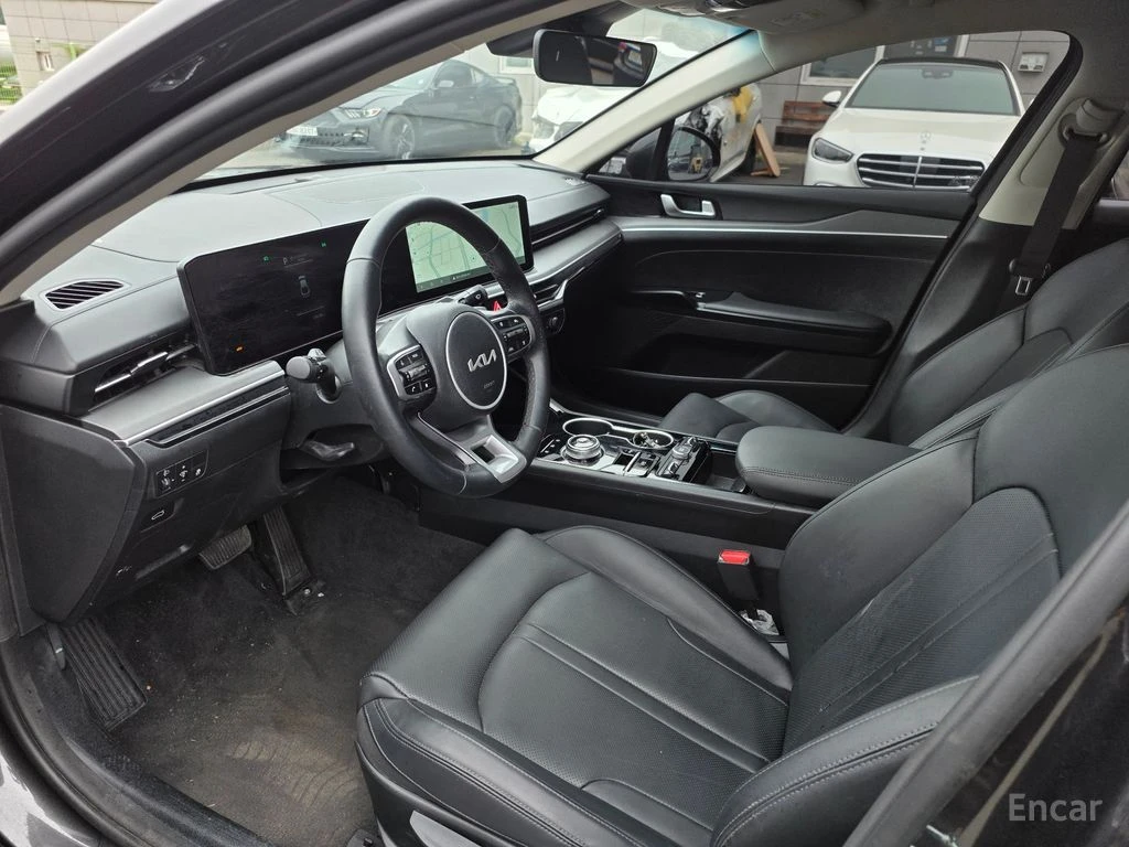 Kia K5 2.0* LPI* TRENDY* ПОДГРЕВ* КАМЕРА* LANE* ASSIST* , снимка 9 - Автомобили и джипове - 55562474