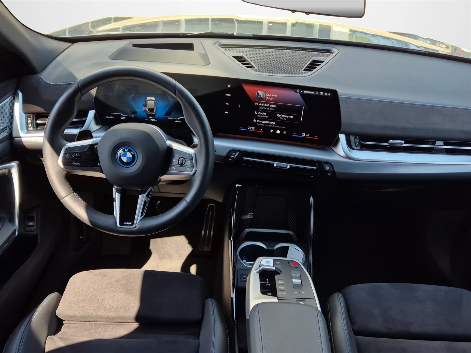 BMW iX2 xDrive30, снимка 6 - Автомобили и джипове - 55808607