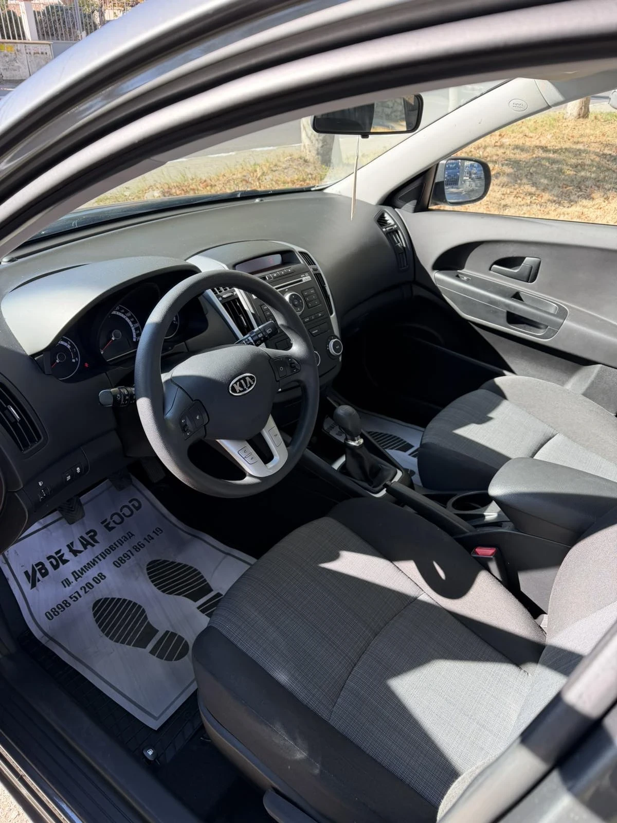Kia Ceed 1.4 BENZIN AUSTRIA, снимка 9 - Автомобили и джипове - 56392675