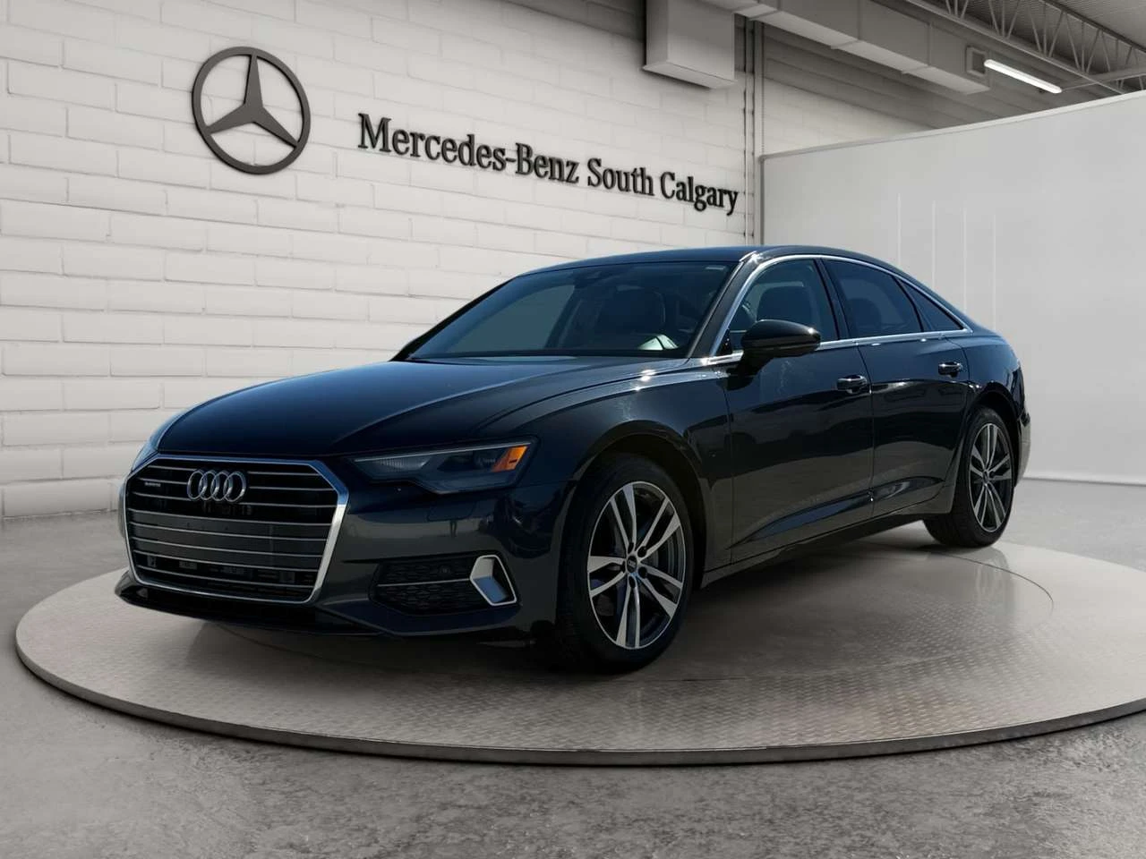 Audi A6 Progressive: Fully Loaded!