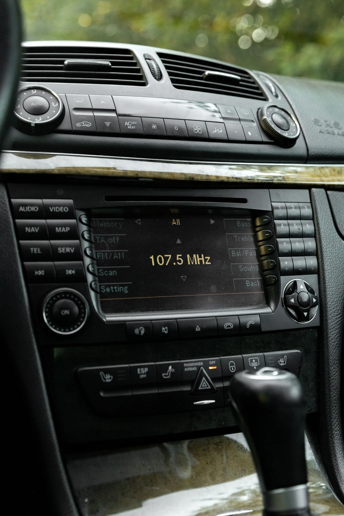 Mercedes-Benz E 500 5.0 V8 | Mobile.bg � ����������� 6