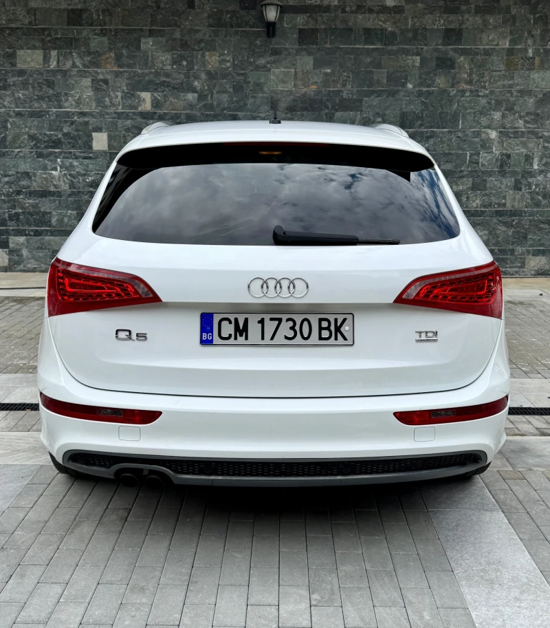 Audi Q5 2.0TDI, S-line, снимка 6 - Автомобили и джипове - 47396076