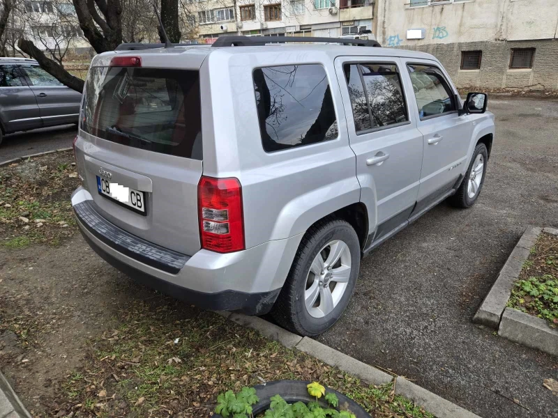 Jeep Patriot, снимка 3 - Автомобили и джипове - 49584721