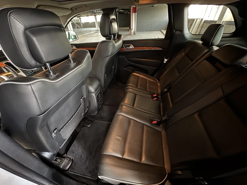 Jeep Grand cherokee * 3.6 * OVERLAND, снимка 11 - Автомобили и джипове - 52396530