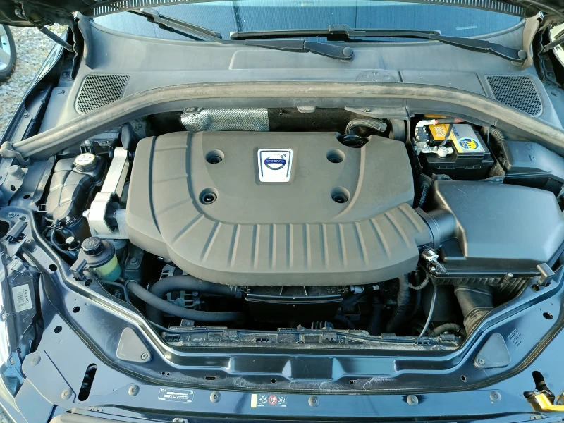 Volvo XC60 2.0D/136ks, снимка 15 - Автомобили и джипове - 51692989