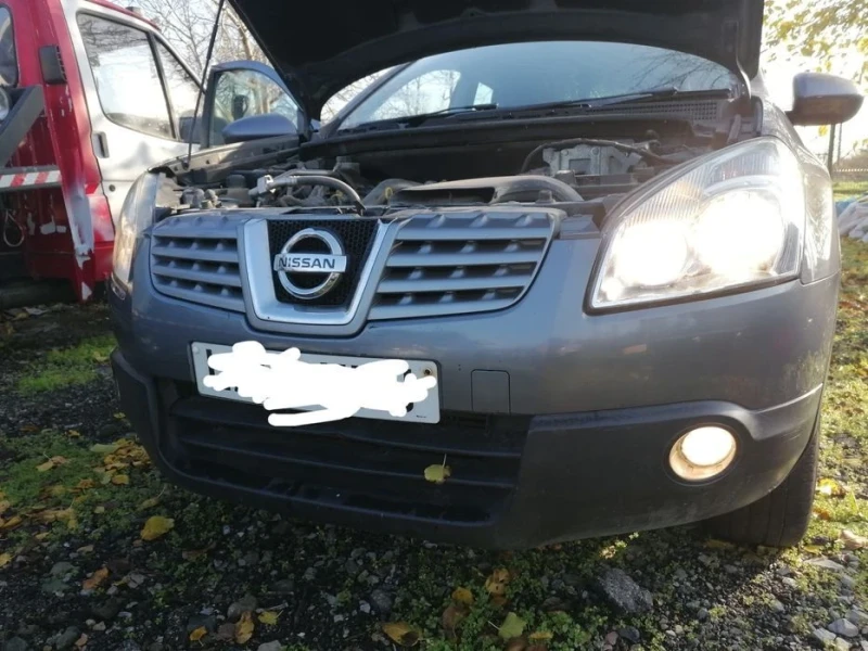 Nissan Qashqai 1.5DCI , снимка 2 - Автомобили и джипове - 52886422