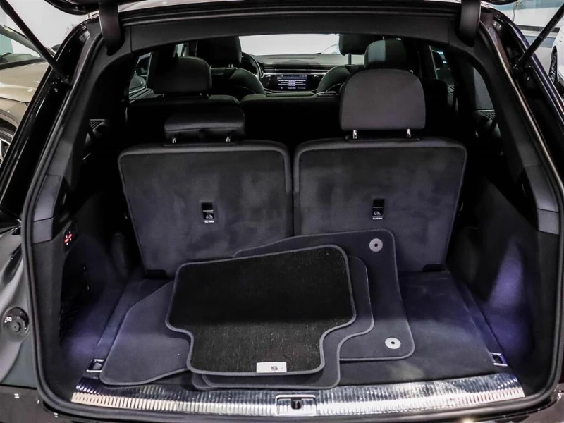 Audi Q7 * Komfort 55 TFSI quattro * CARFAX * БЕЗ ПЪРВОНАЧА, снимка 16 - Автомобили и джипове - 52923926