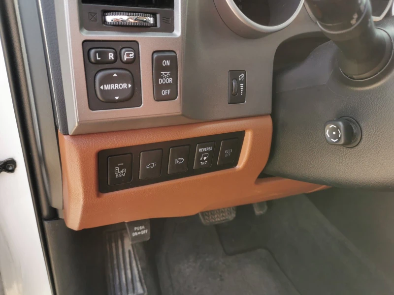 Toyota Sequoia PLATINUM, снимка 8 - Автомобили и джипове - 53114281