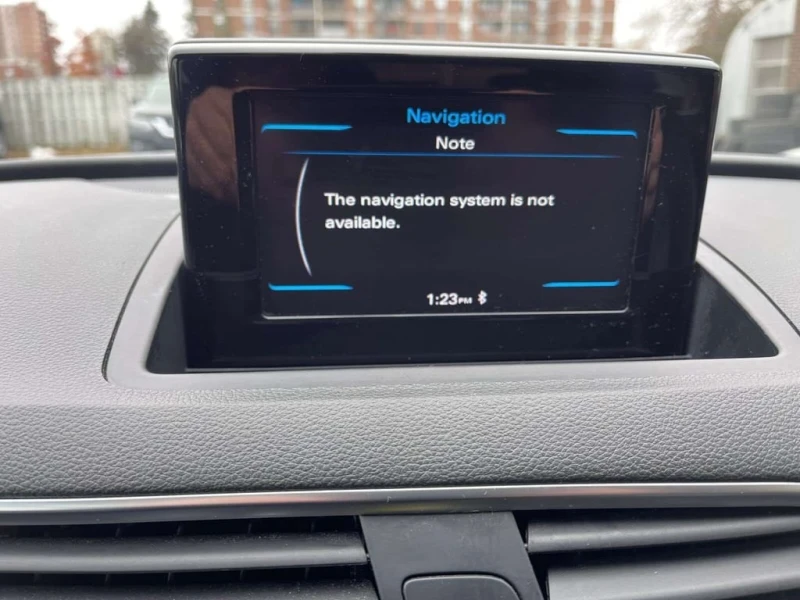 Audi Q3 * quattro Progressiv * CARFAX * ЦЕНА ДО БГ, снимка 14 - Автомобили и джипове - 53327883