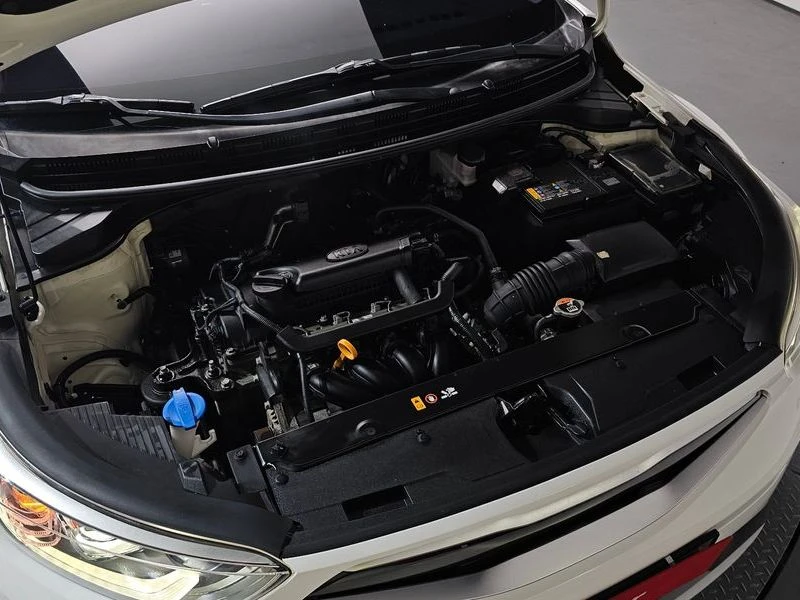 Kia Stonic 1.4| 100к.с., снимка 5 - Автомобили и джипове - 55940887