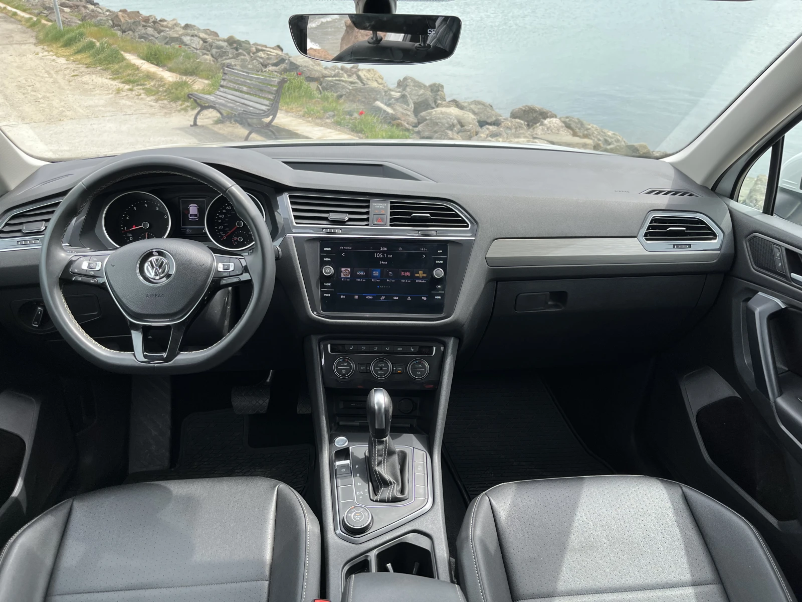 VW Tiguan R-LINE/TSI/4Motion, снимка 16 - Автомобили и джипове - 40632073