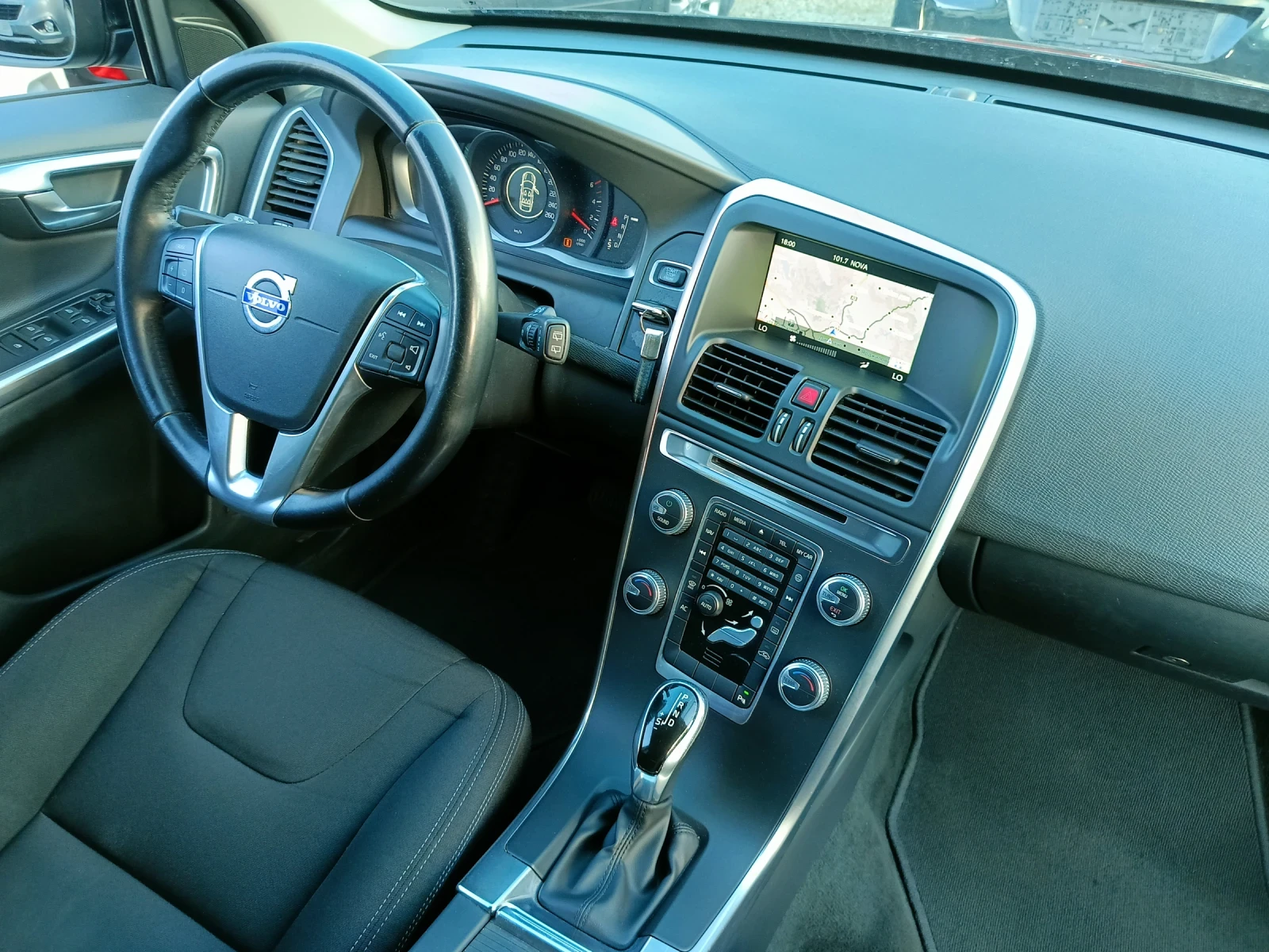 Volvo XC60 2.0D/136ks - изображение 10