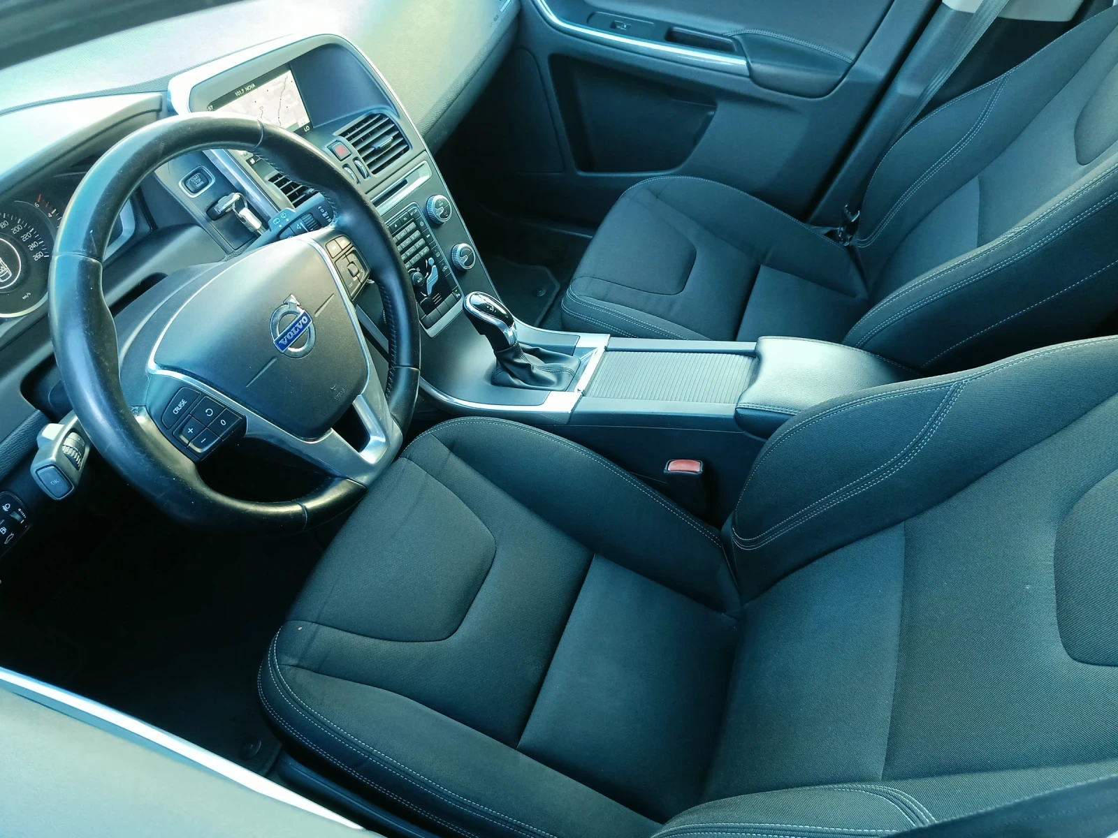 Volvo XC60 2.0D/136ks - изображение 7