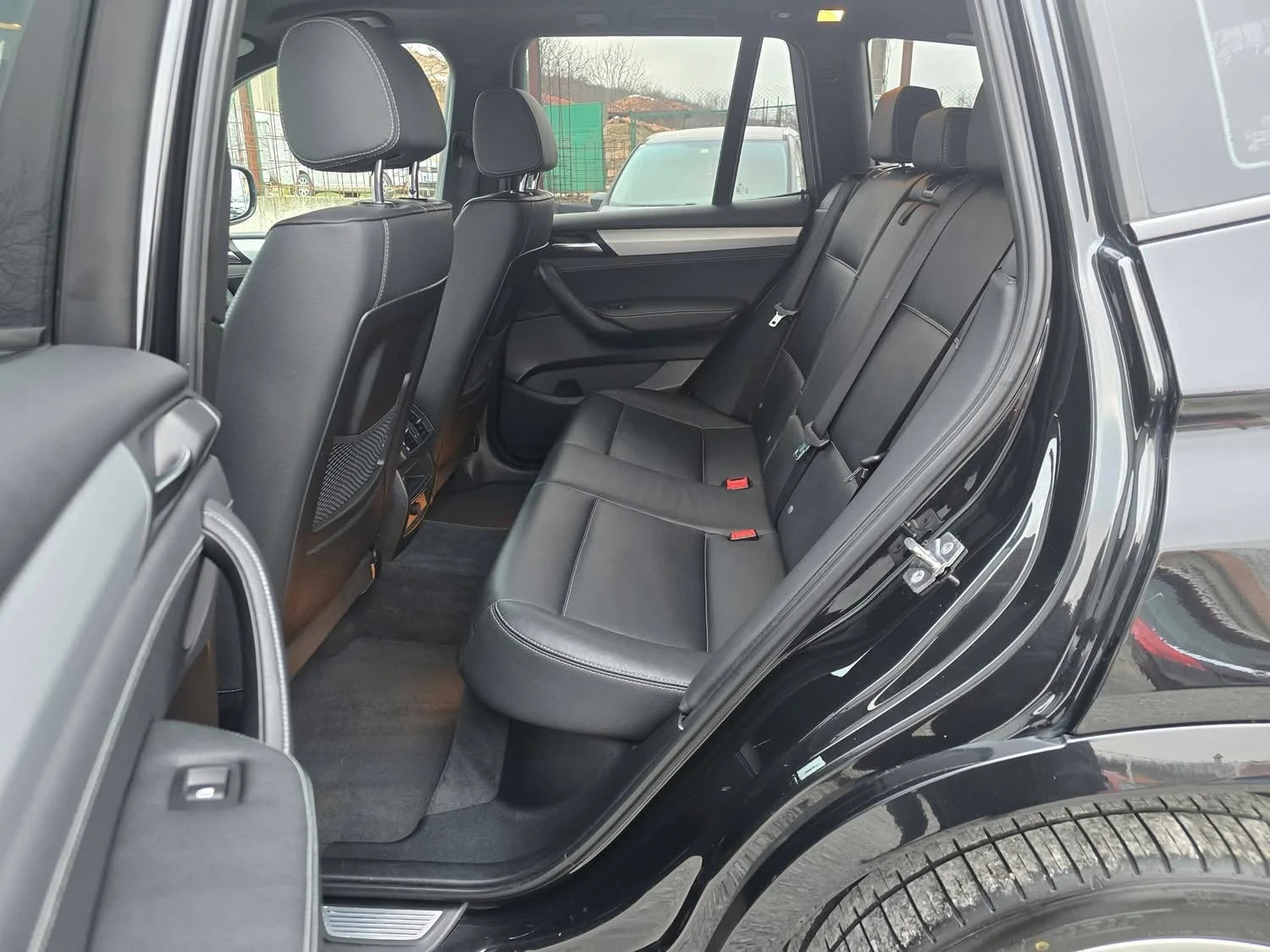 BMW X3 3.0D 258K.C. / АВТОМАТ/4Х4/КЕЙЛЕС/КАМЕРА/КСЕНОН - изображение 7