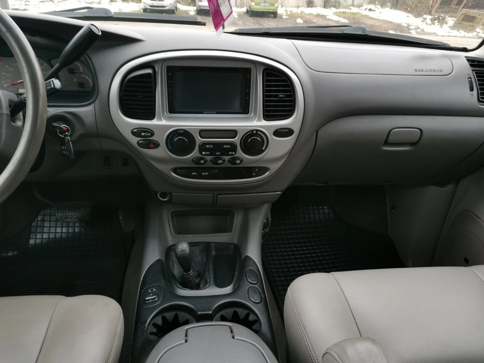 Toyota Sequoia sr5, снимка 5 - Автомобили и джипове - 54055106