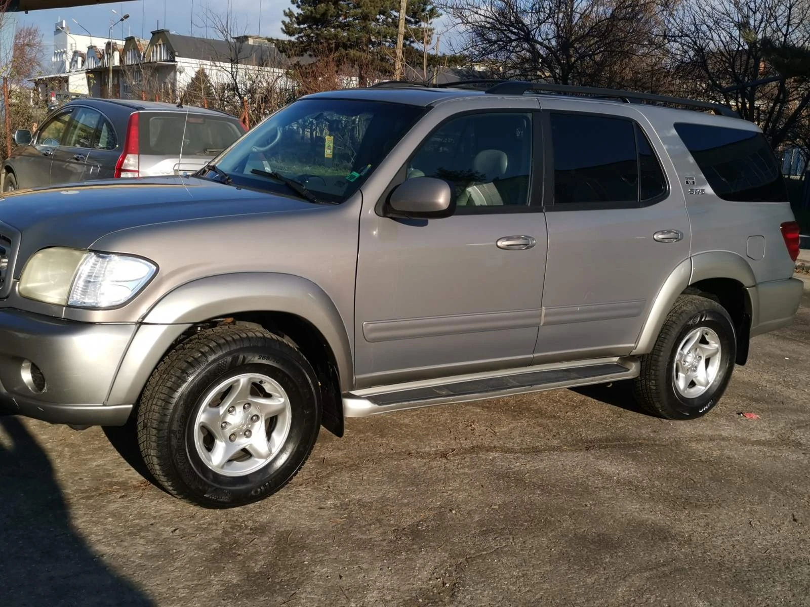 Toyota Sequoia sr5, снимка 2 - Автомобили и джипове - 54055106