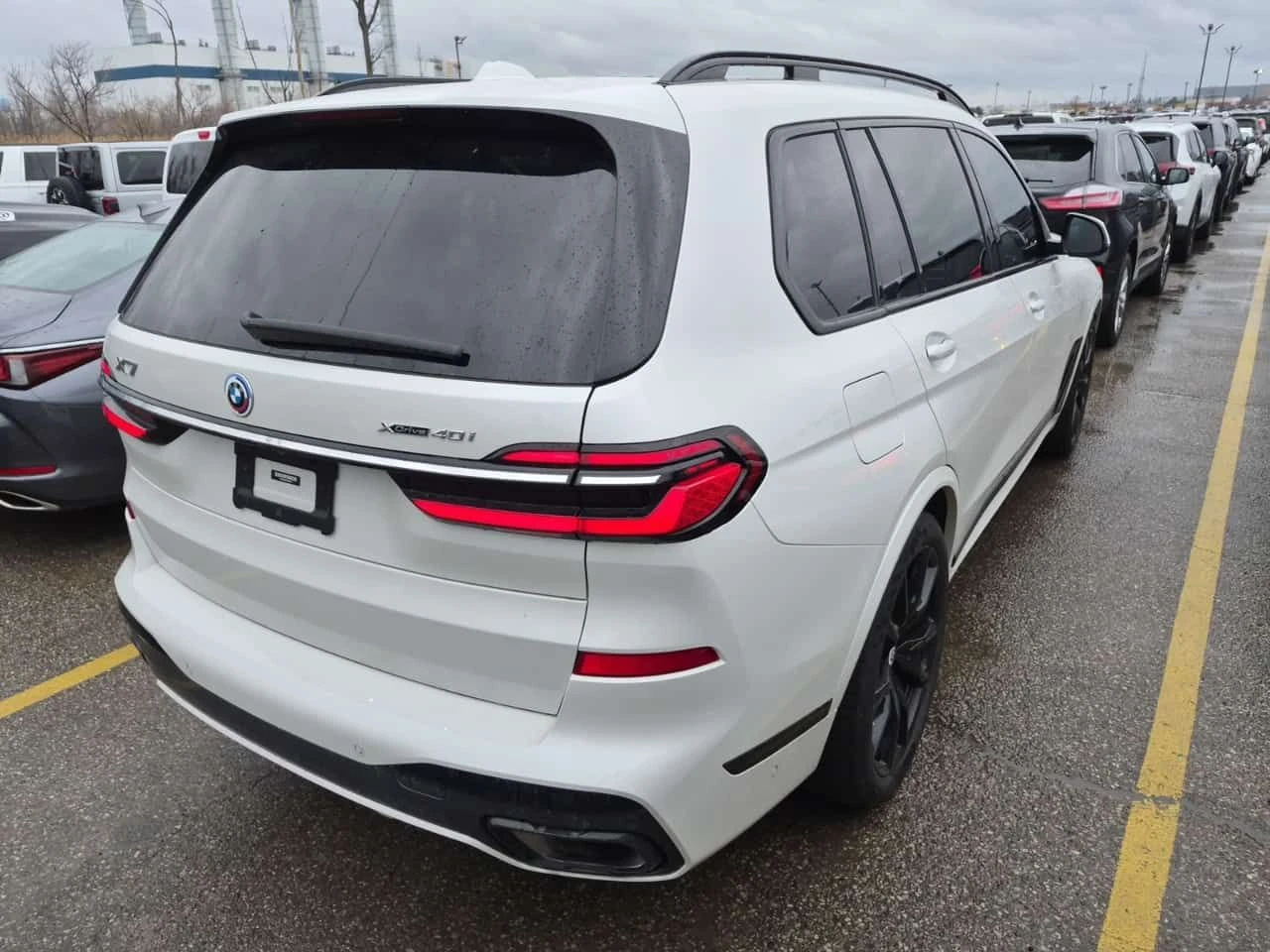 BMW X7 М-Sport * XDRIVE40I * CARFAX * , снимка 3 - Автомобили и джипове - 54187707