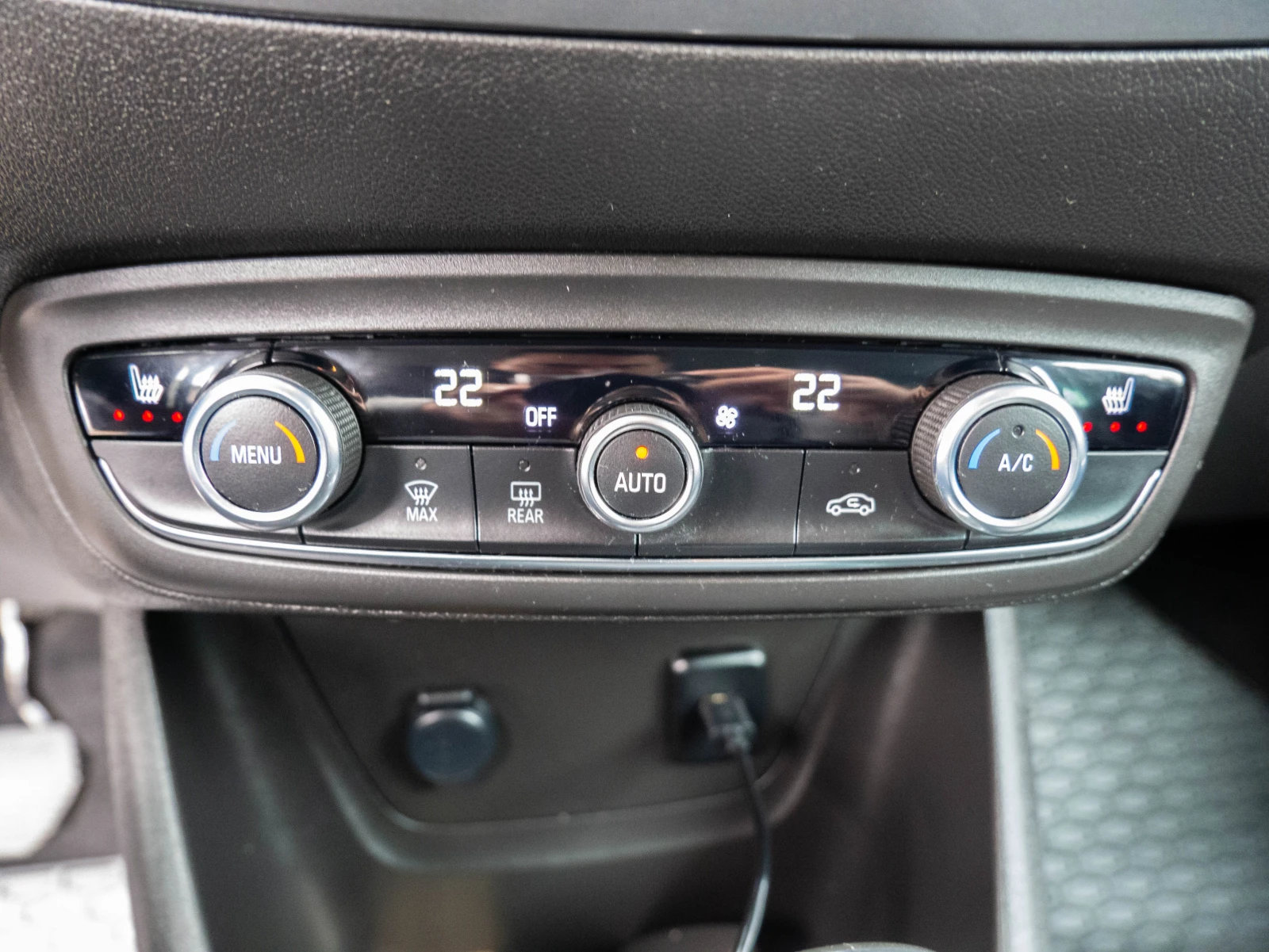 Opel Crossland X 1.2 Turbo АВТОМАТИК | 2г. ГАРАНЦИЯ | , снимка 15 - Автомобили и джипове - 54720400