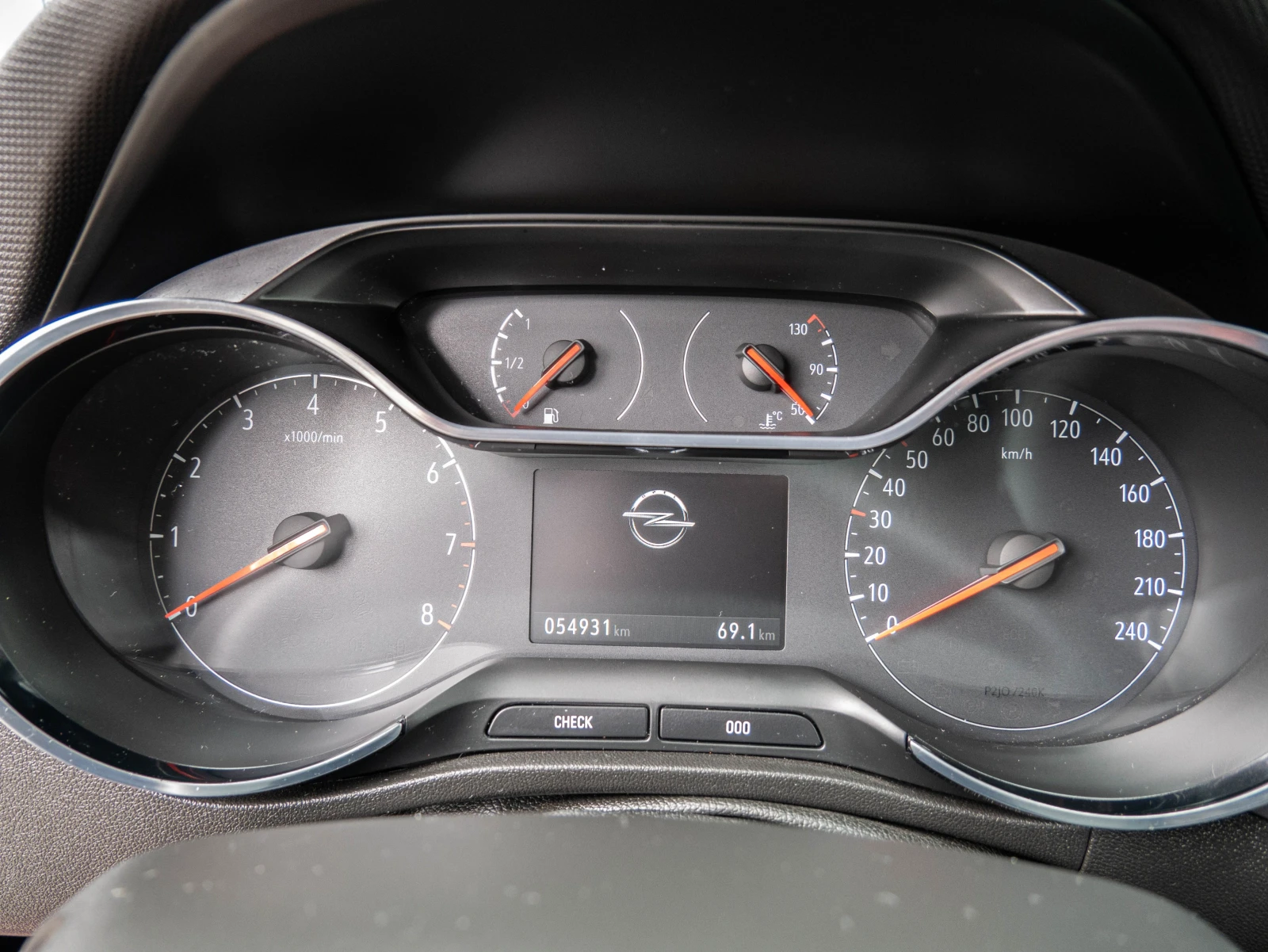Opel Crossland X 1.2 Turbo АВТОМАТИК | 2г. ГАРАНЦИЯ | , снимка 16 - Автомобили и джипове - 54720400