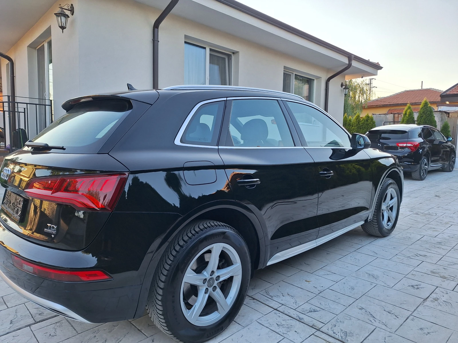 Audi Q5 2.0 TDI  QUATTRO KOJA , снимка 4 - Автомобили и джипове - 54836038