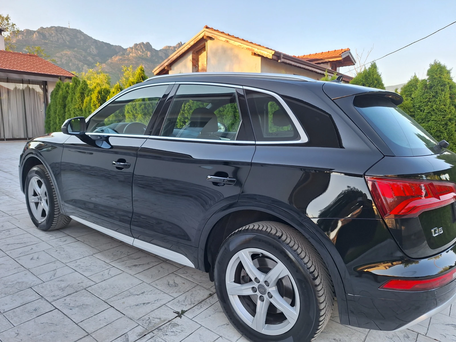 Audi Q5 2.0 TDI  QUATTRO KOJA , снимка 8 - Автомобили и джипове - 54836038