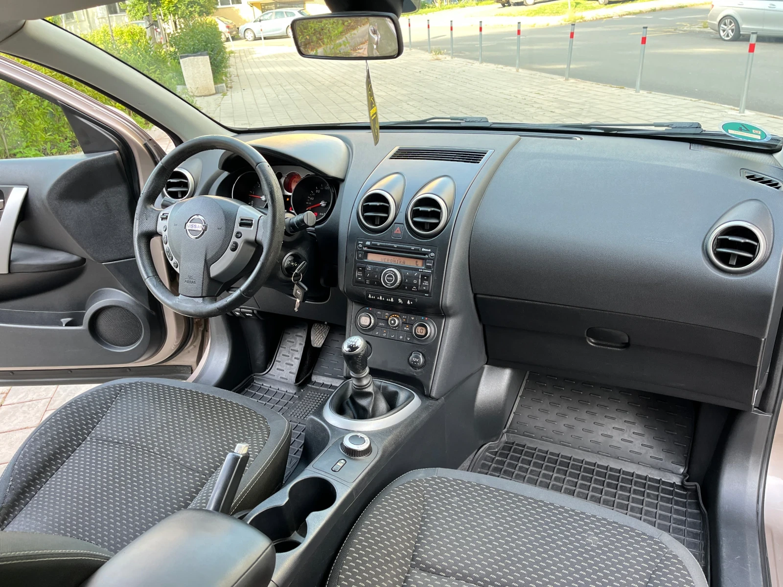 Nissan Qashqai 2.0D/150/4X4/2008Г, снимка 13 - Автомобили и джипове - 54863245