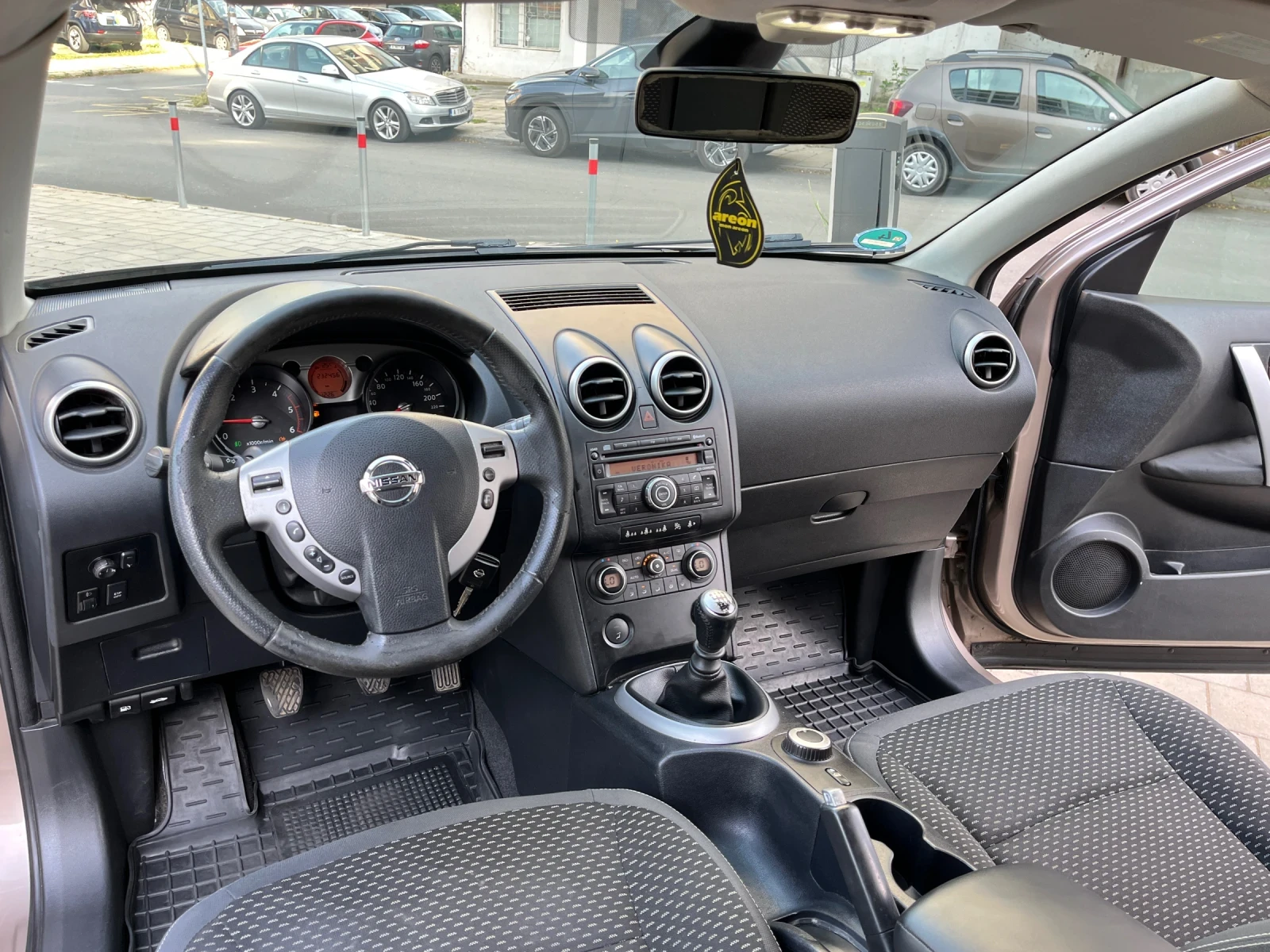 Nissan Qashqai 2.0D/150/4X4/2008Г, снимка 10 - Автомобили и джипове - 54863245