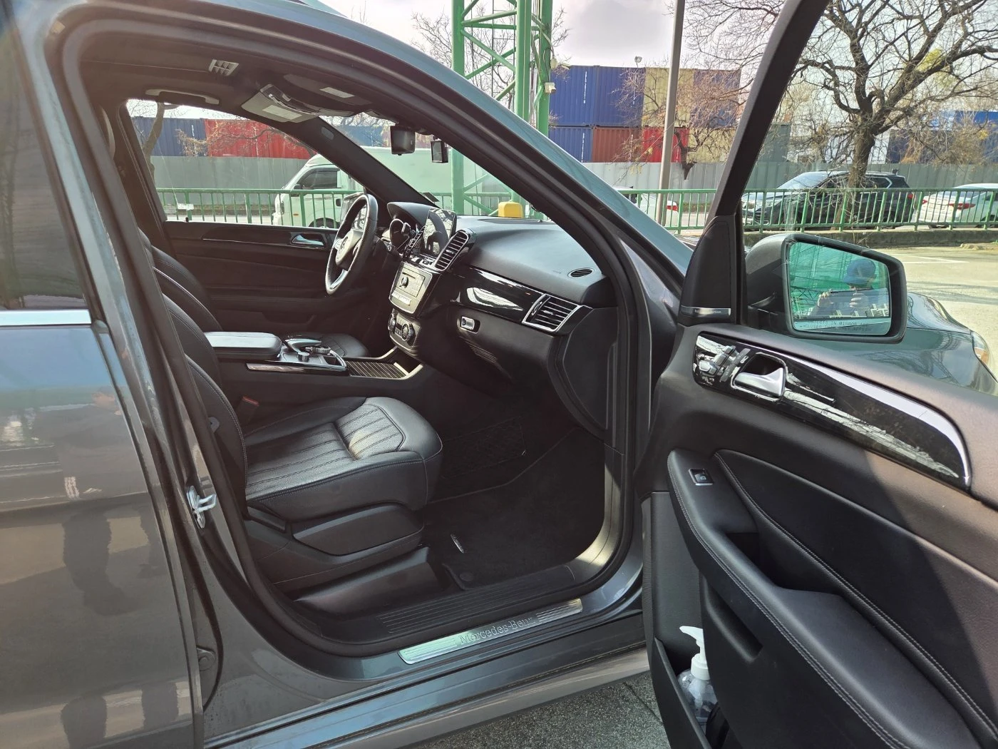 Mercedes-Benz GLE 350 ЛЮК* KEYLESS* ПОДГРЕВ ВОЛАН* КРАЙНА ЦЕНА, снимка 10 - Автомобили и джипове - 55271954
