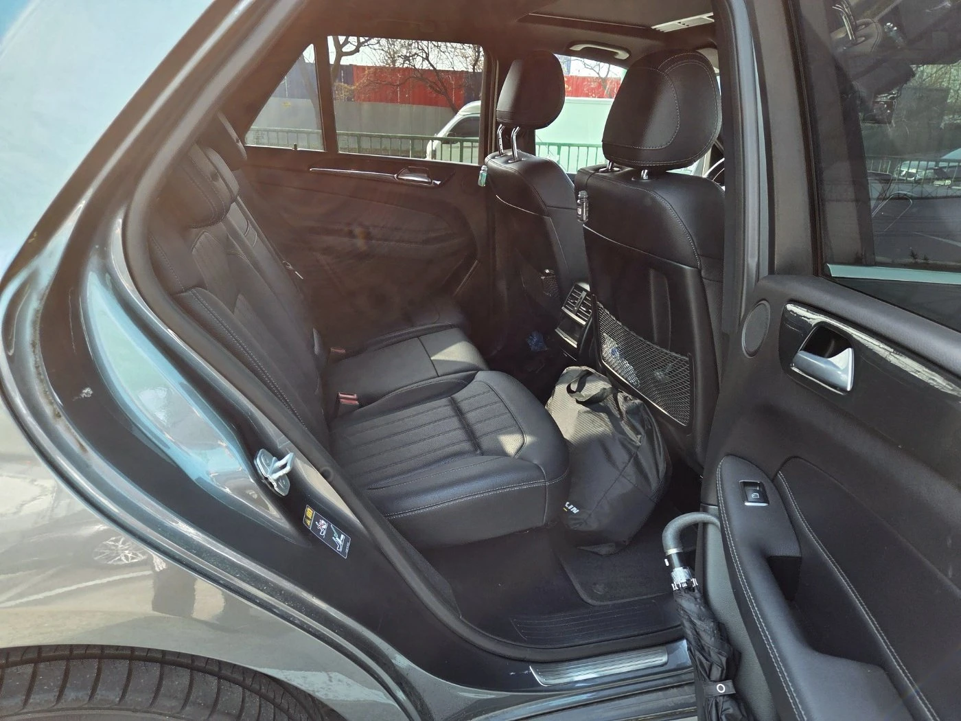 Mercedes-Benz GLE 350 ЛЮК* KEYLESS* ПОДГРЕВ ВОЛАН* КРАЙНА ЦЕНА, снимка 14 - Автомобили и джипове - 55271954