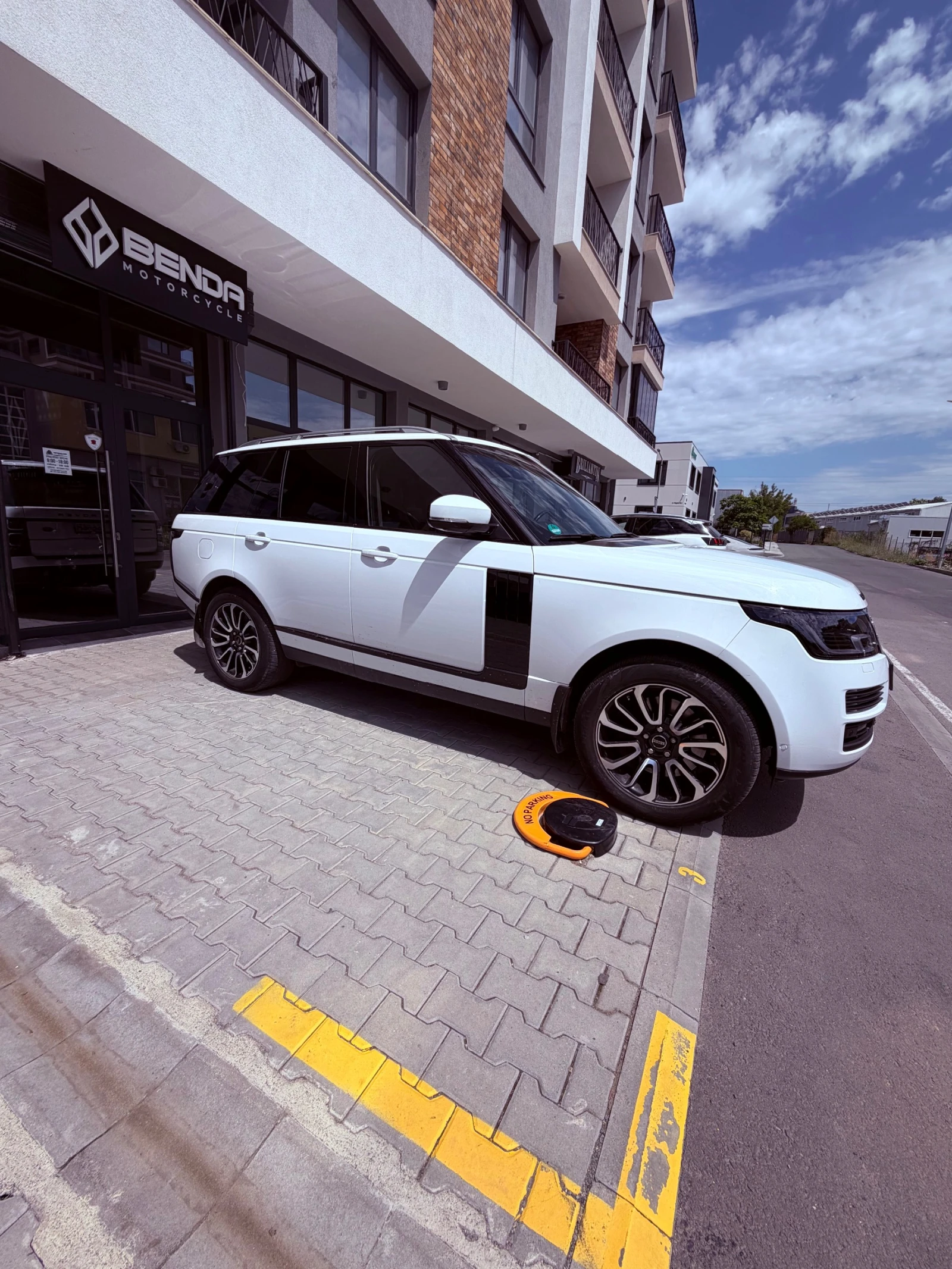 Land Rover Range rover Отличен , снимка 4 - Автомобили и джипове - 55435174
