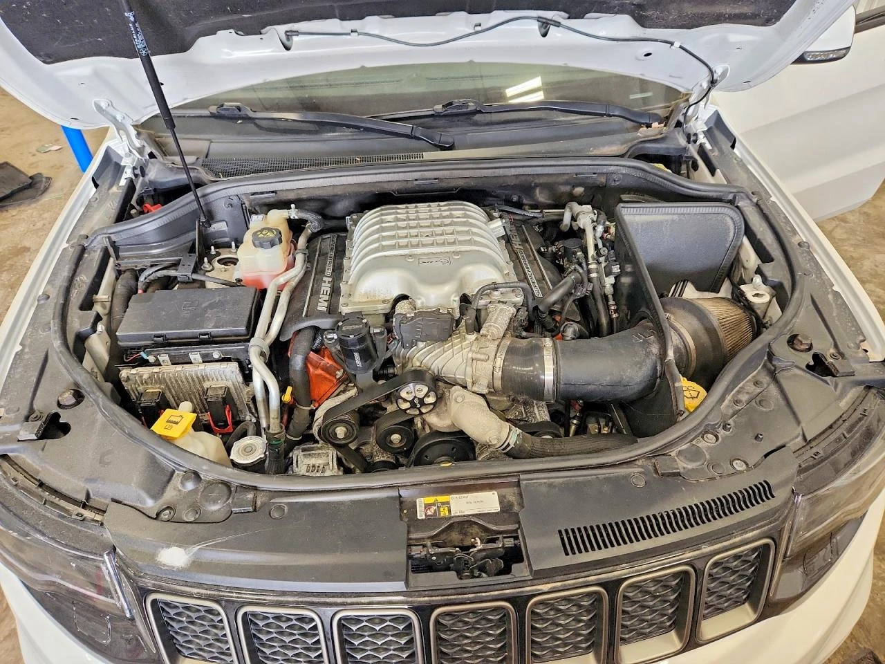 Jeep Grand cherokee 6.2l Trackhawk, снимка 11 - Автомобили и джипове - 55634979