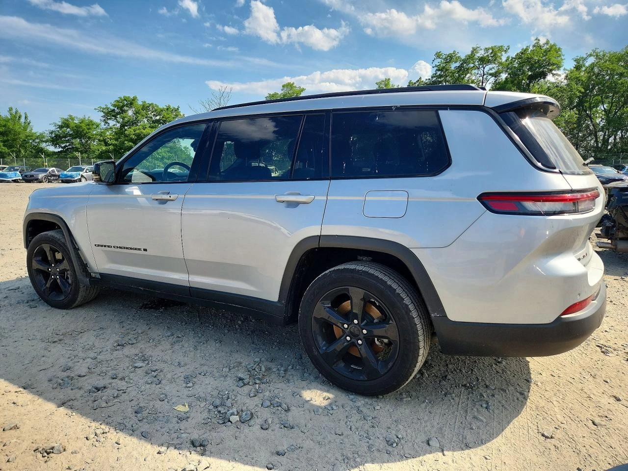 Jeep Grand cherokee 3.6l L Laredo, снимка 2 - Автомобили и джипове - 55567023