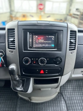 Mercedes-Benz Sprinter 516 / Б-категория / Дв.гума / 256 000км / AC, снимка 17
