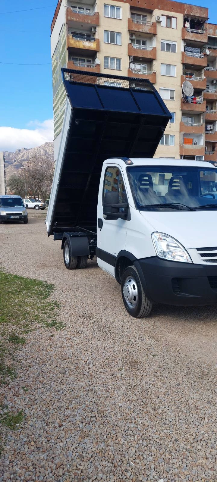 Iveco Daily 35C18 тристранна клима, снимка 3 - Бусове и автобуси - 49565164