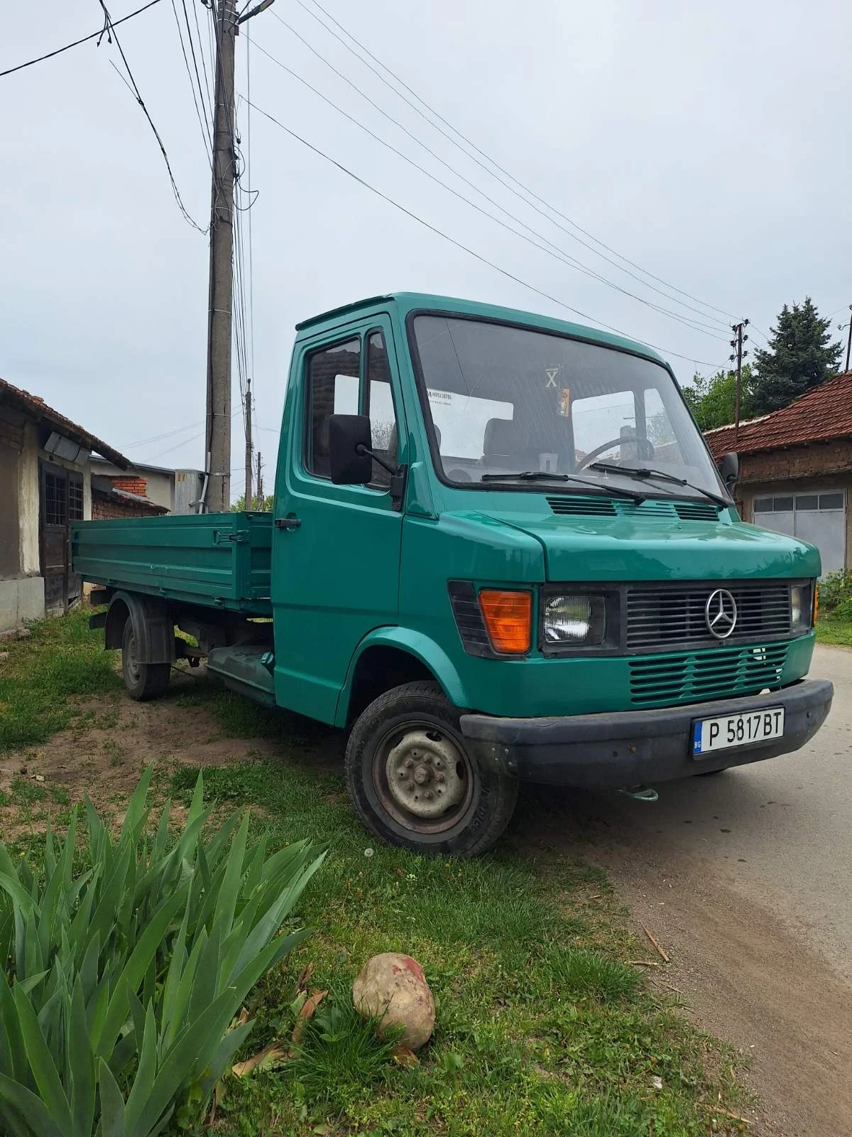 Mercedes-Benz 208 2.3D САМОСВАЛ - изображение 3