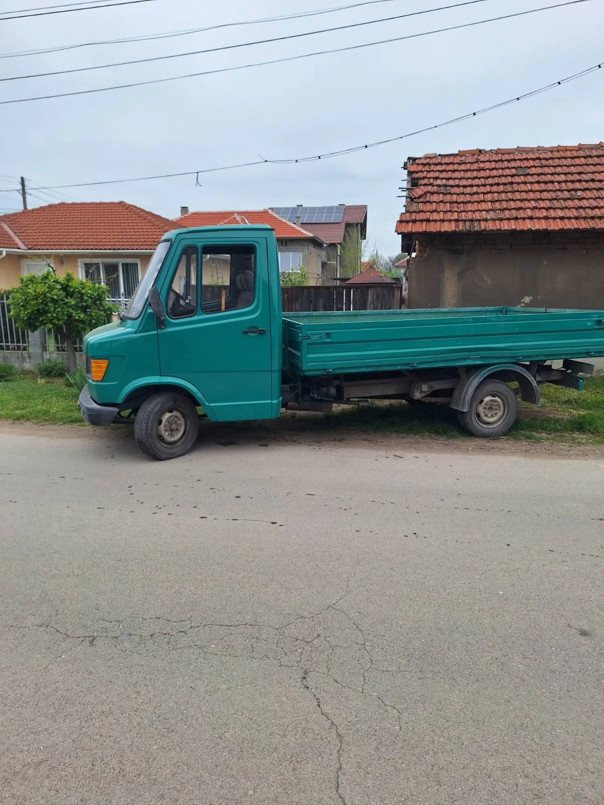 Mercedes-Benz 208 2.3D САМОСВАЛ - изображение 6