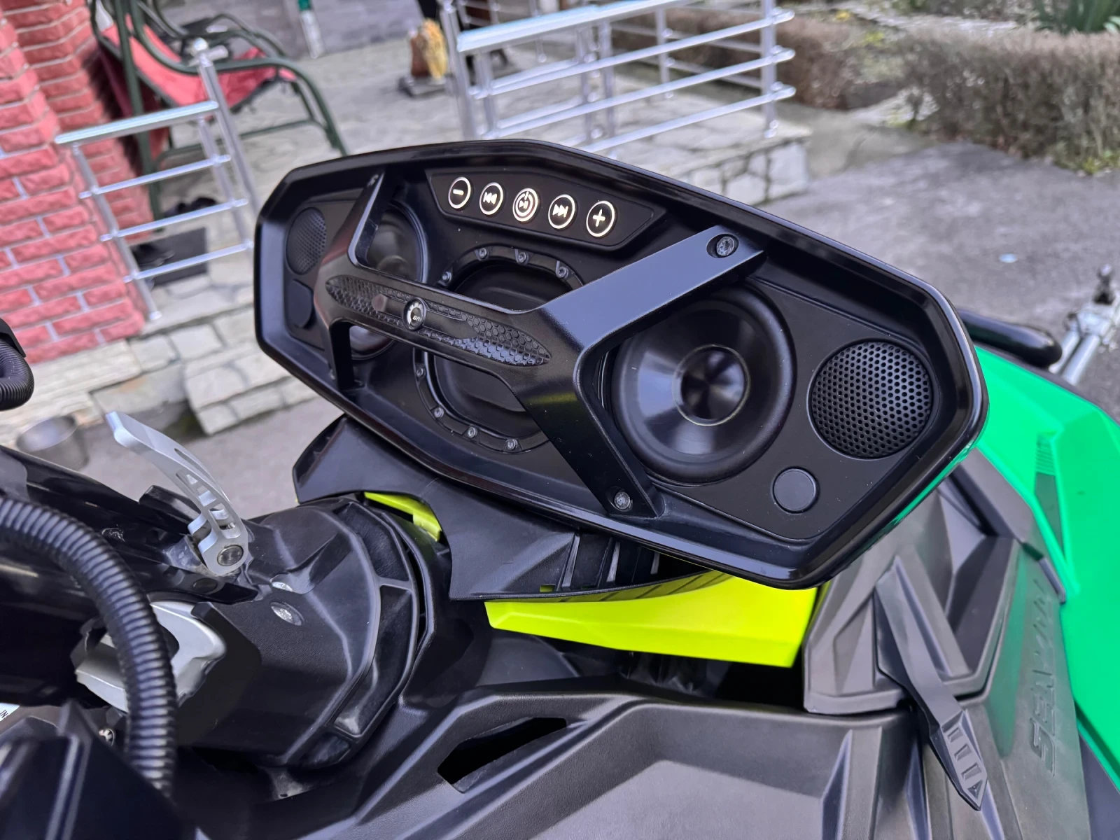 Джет Bombardier Sea Doo Spark Trixx 3UP - изображение 8