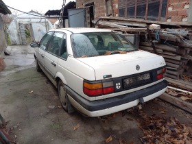 Продава се на части VW Passat 1989 г. Бензин/1.8, снимка 6 - Части - 46163432