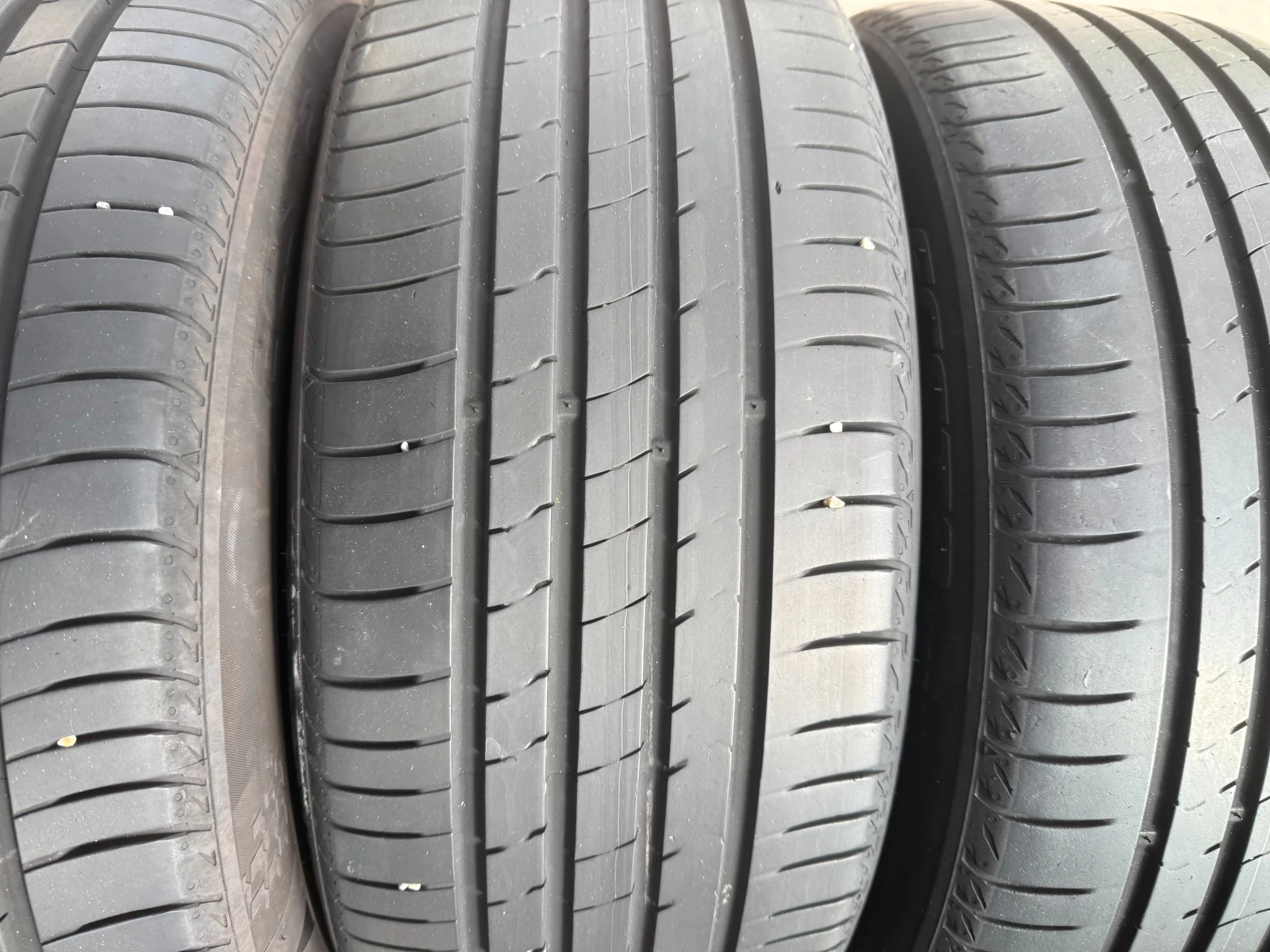Гуми Летни 215/45R16, снимка 5 - Гуми и джанти - 53993362