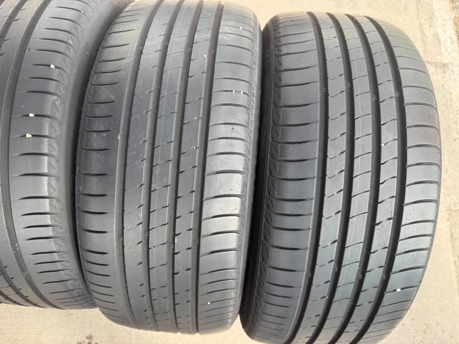 Гуми Летни 215/45R16, снимка 3 - Гуми и джанти - 53993362