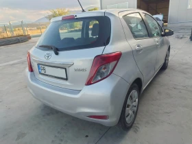 Toyota Yaris 1.3, снимка 2