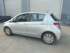 Toyota Yaris 1.3, снимка 3