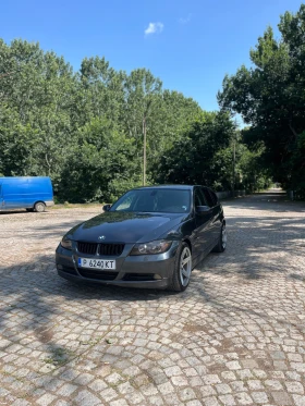     BMW 320
