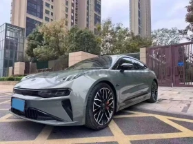 ������ Zeekr 001