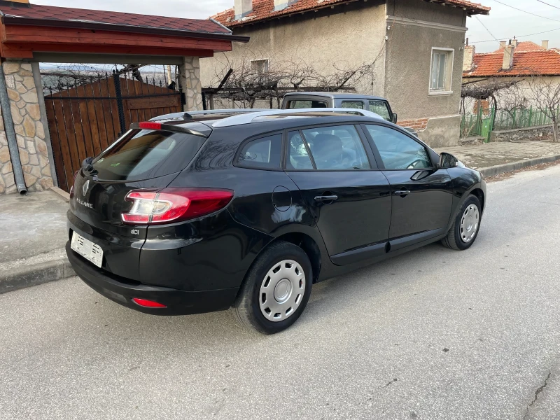 Renault Megane 1.5 DCI, снимка 7 - Автомобили и джипове - 47204543